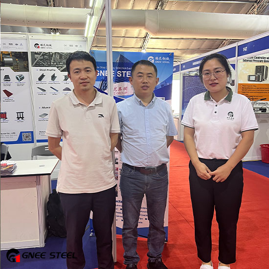 GNEE team attends exhibition in Vietnam